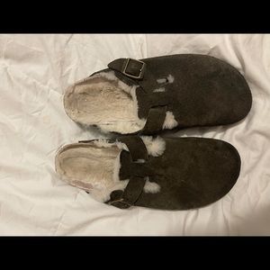 Birkenstock fleece lined clogs